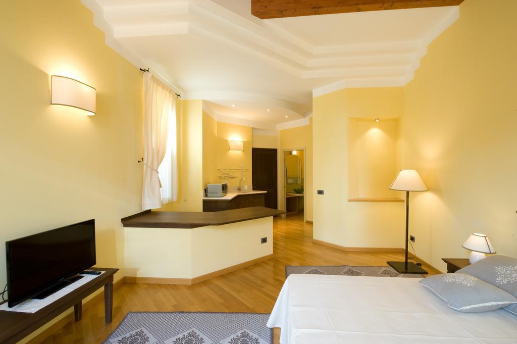 Piazza Azuni 18 Guest House Сассари Номер фото